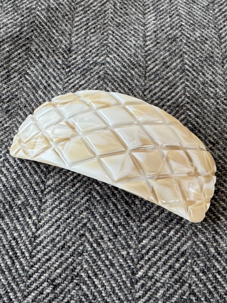 Nwt, France Luxe, Quilted, Tapered Volume Barrette In Classic Alba — image 5 of 6